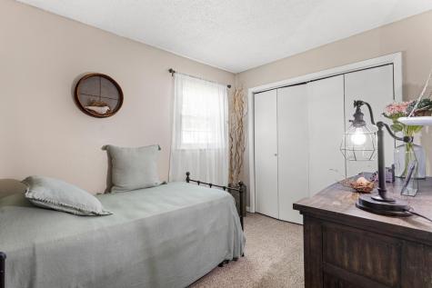 1106 Holiday Drive Champaign IL 61821