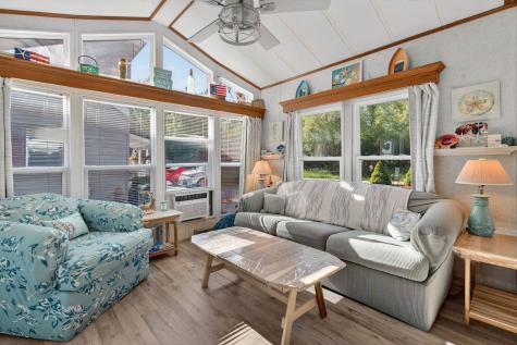143 Fossil Lake Court Wilmington IL 60481