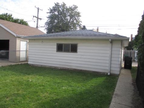 1324 Clinton Avenue Berwyn IL 60402