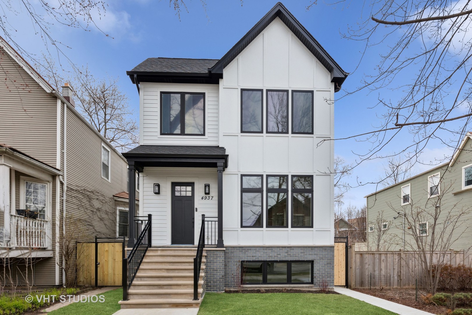 4937 North Hamilton Avenue Chicago IL 60625