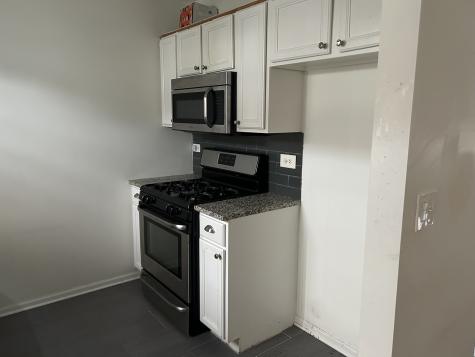 968 South Darla Court Waukegan IL 60085