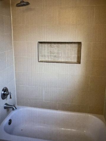 968 South Darla Court Waukegan IL 60085