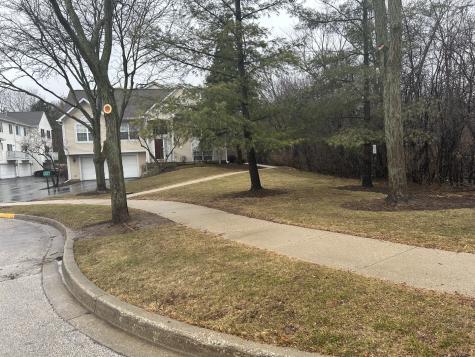 968 South Darla Court Waukegan IL 60085