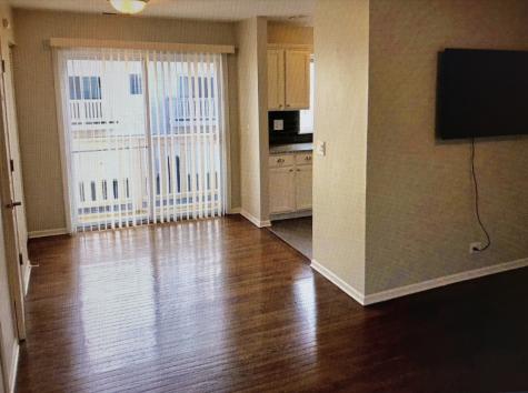 968 South Darla Court Waukegan IL 60085