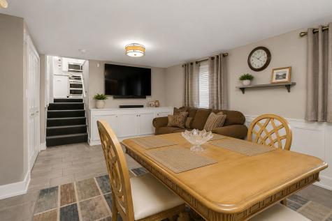 115 North Rose Avenue Addison IL 60101