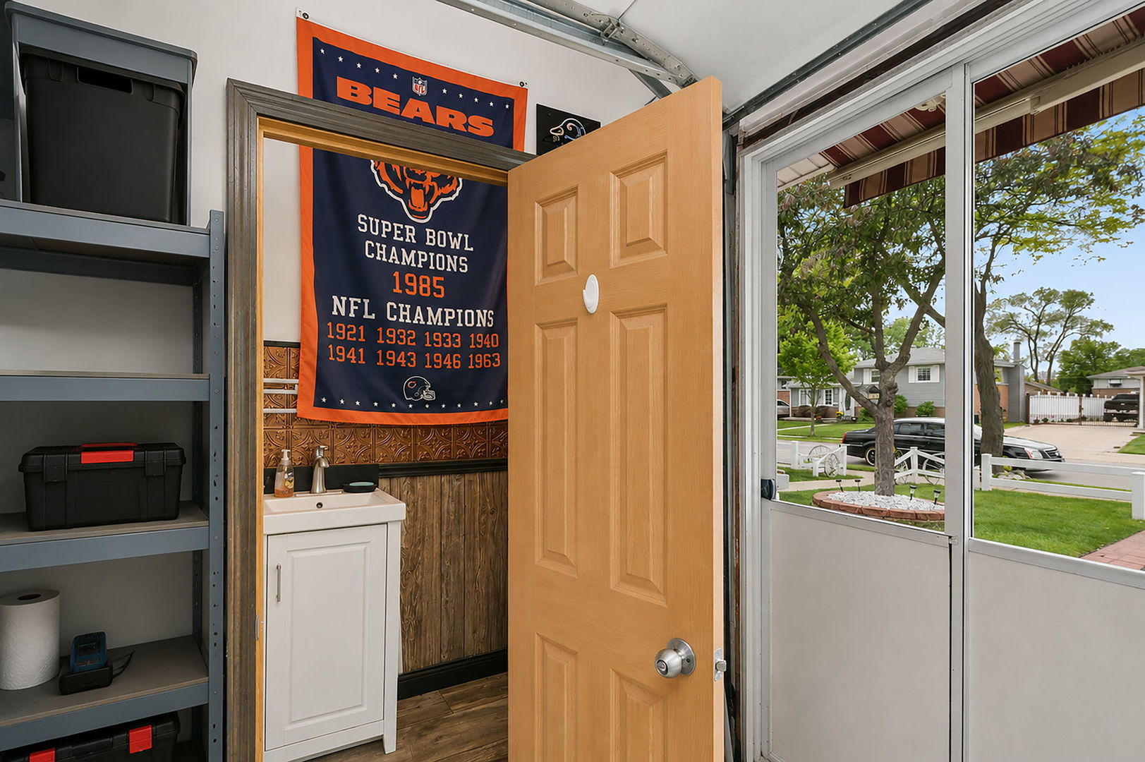 115 North Rose Avenue Addison IL 60101