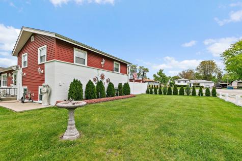 115 North Rose Avenue Addison IL 60101