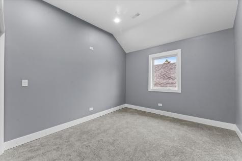 1531 Wenonah Avenue Berwyn IL 60402