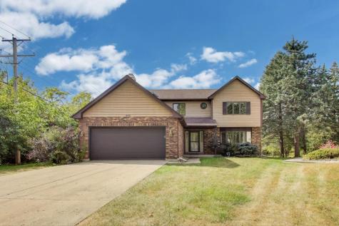 552 Irvington Court Bartlett IL 60103