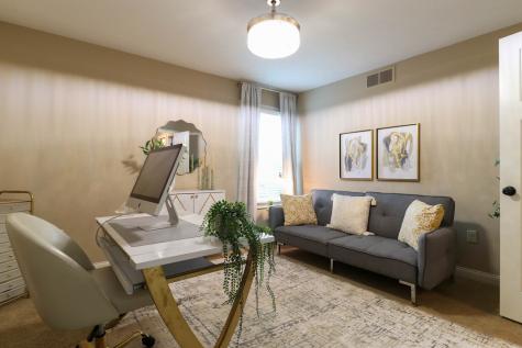 8 Ann Arbor Court Bloomington IL 61705