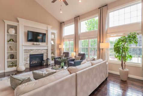 8 Ann Arbor Court Bloomington IL 61705