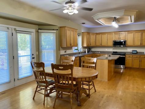 2412 Avalon Court Aurora IL 60503