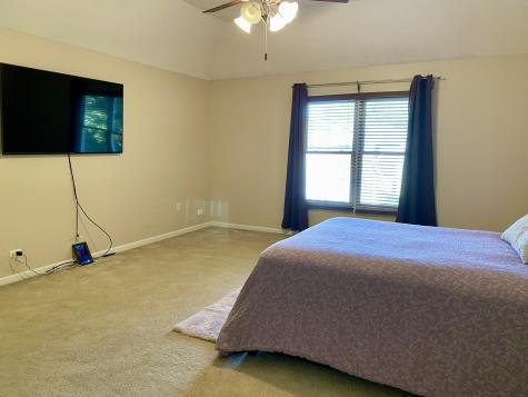 2412 Avalon Court Aurora IL 60503