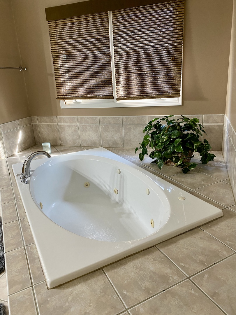 2412 Avalon Court Aurora IL 60503