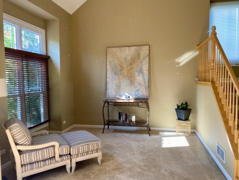 2412 Avalon Court Aurora IL 60503