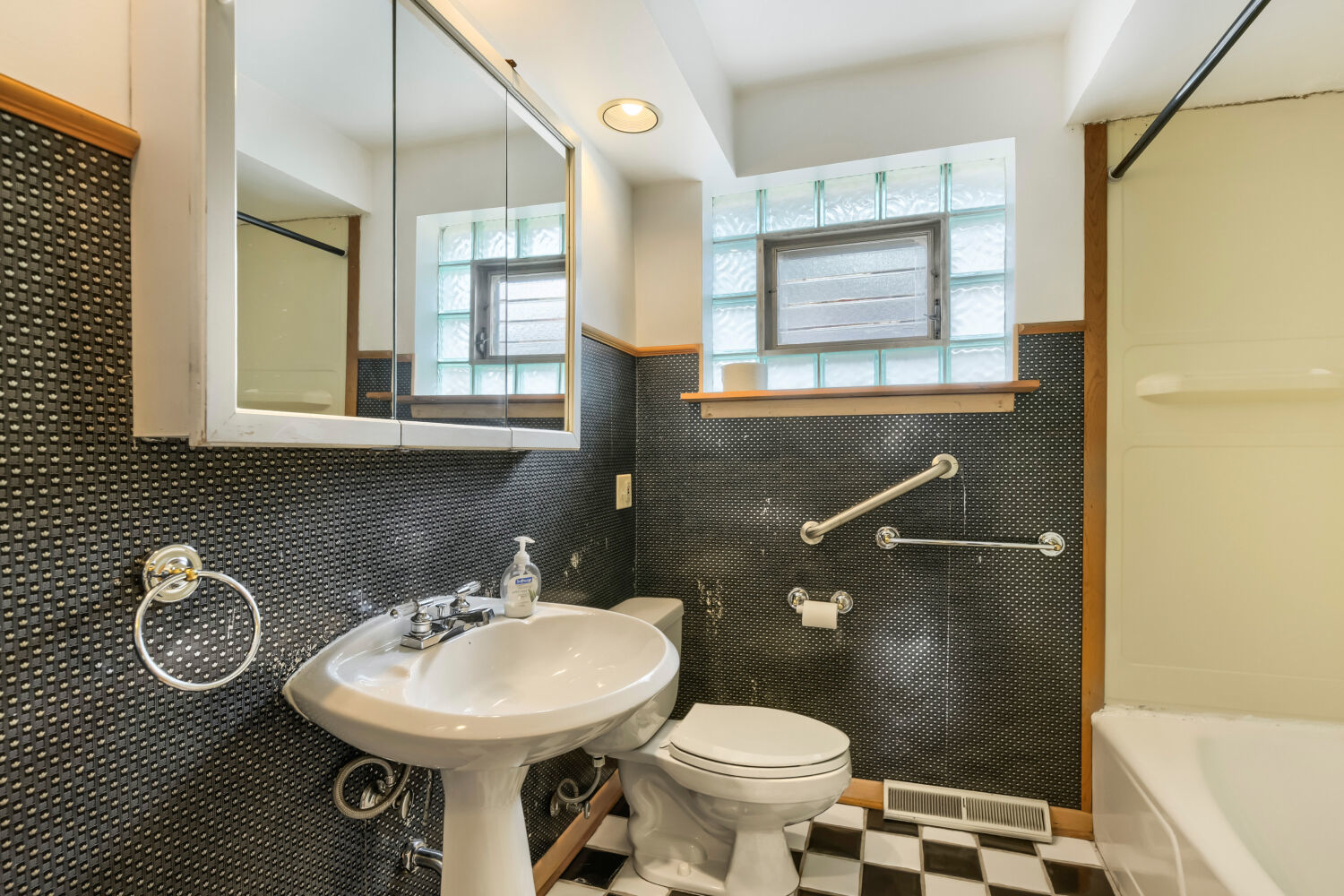 10749 South Rockwell Street Chicago IL 60655
