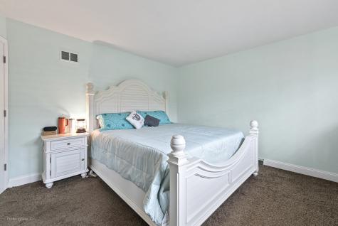 1144 East 160th Place South Holland IL 60473