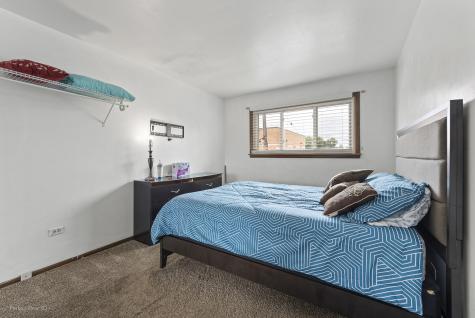 1144 East 160th Place South Holland IL 60473