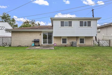 1144 East 160th Place South Holland IL 60473