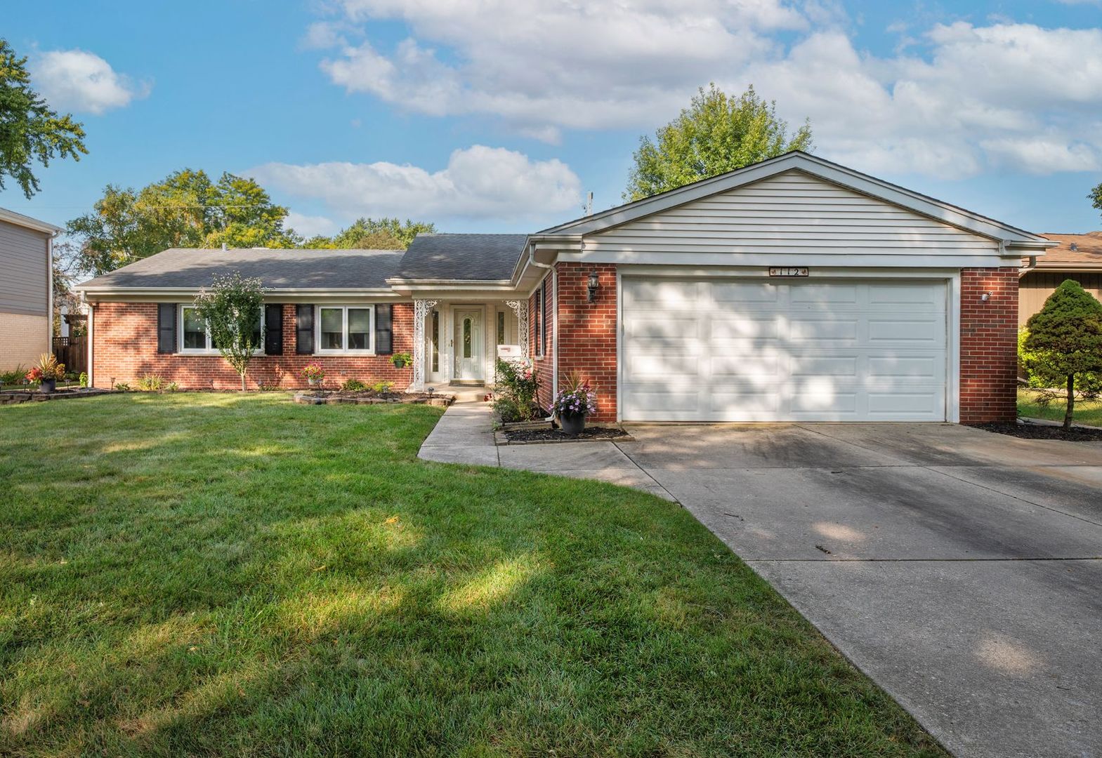 112 North Regency Drive W Arlington Heights IL 60004