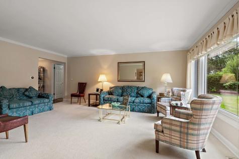 112 North Regency Drive W Arlington Heights IL 60004