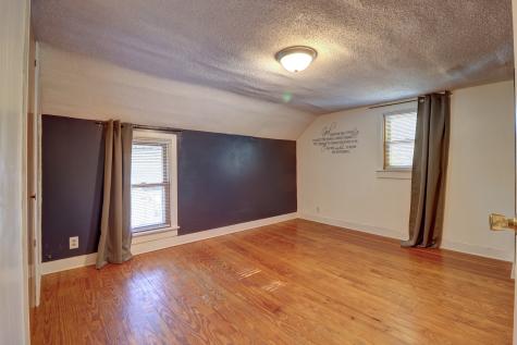 1305 3RD Avenue Sterling IL 61081
