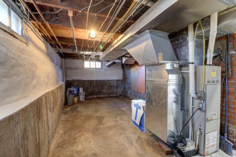 1305 3RD Avenue Sterling IL 61081