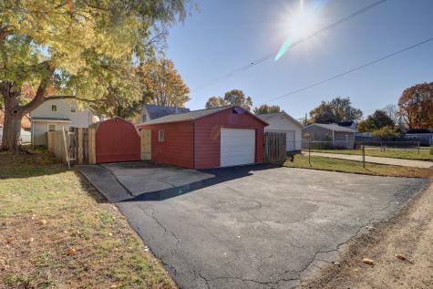 1305 3RD Avenue Sterling IL 61081