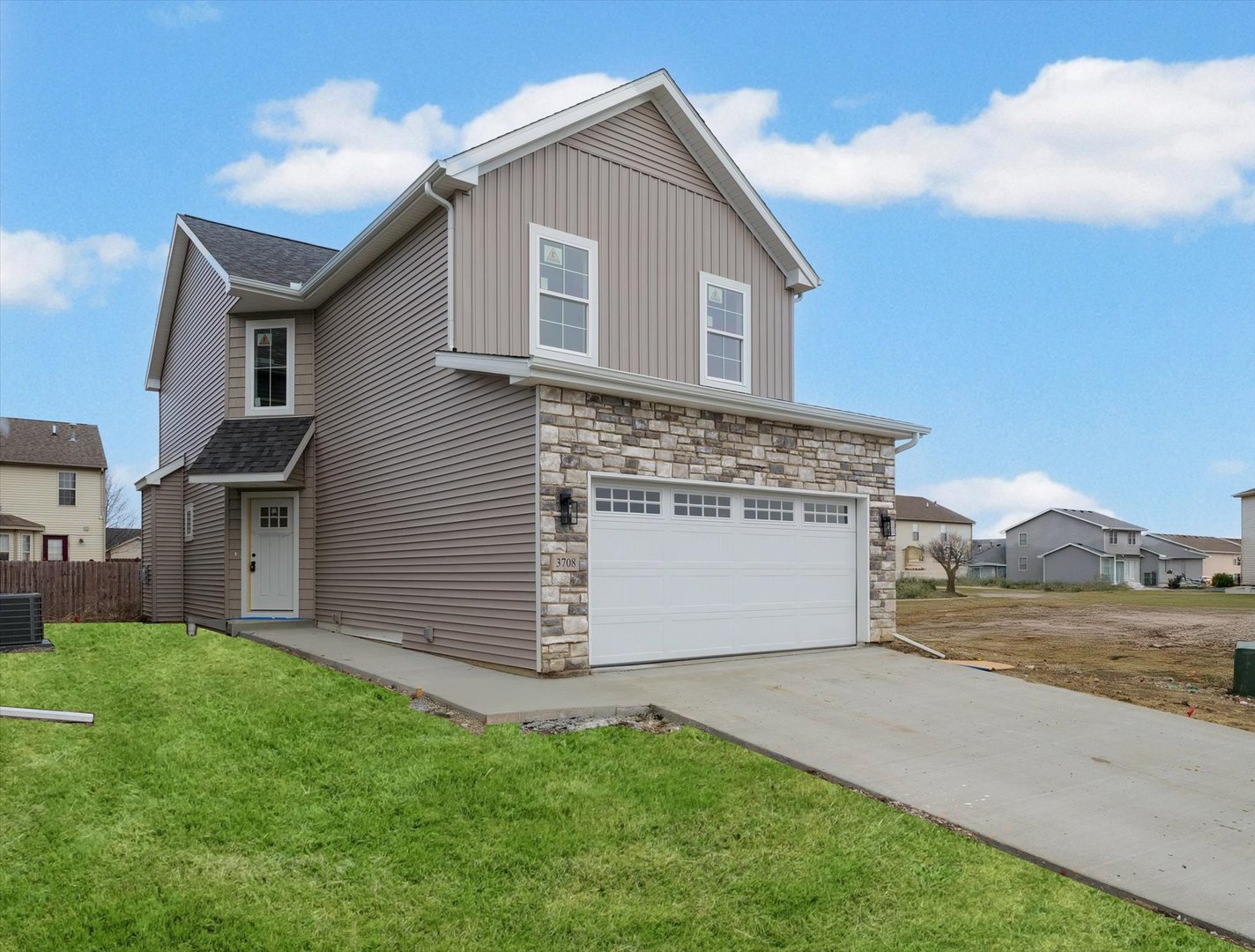 3708 Lighthouse Pointe Point Champaign IL 61822