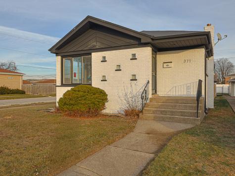371 Bensley Avenue Calumet City IL 60409