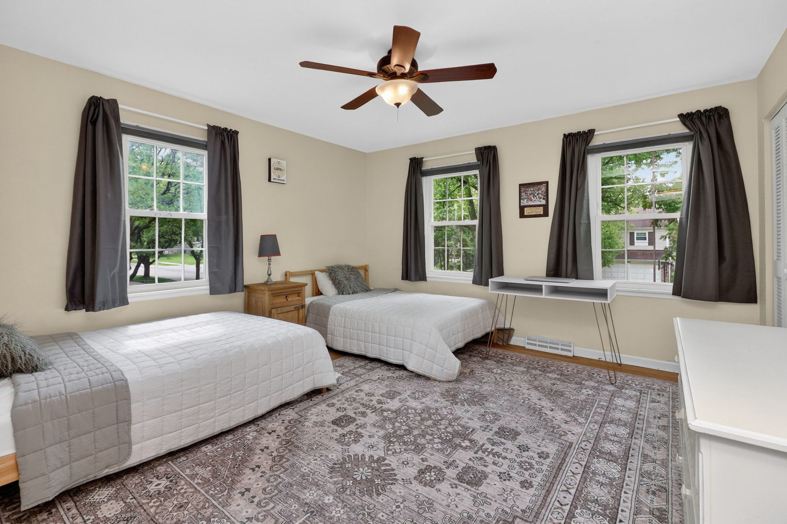 305 Tanglewood Lane Naperville IL 60563
