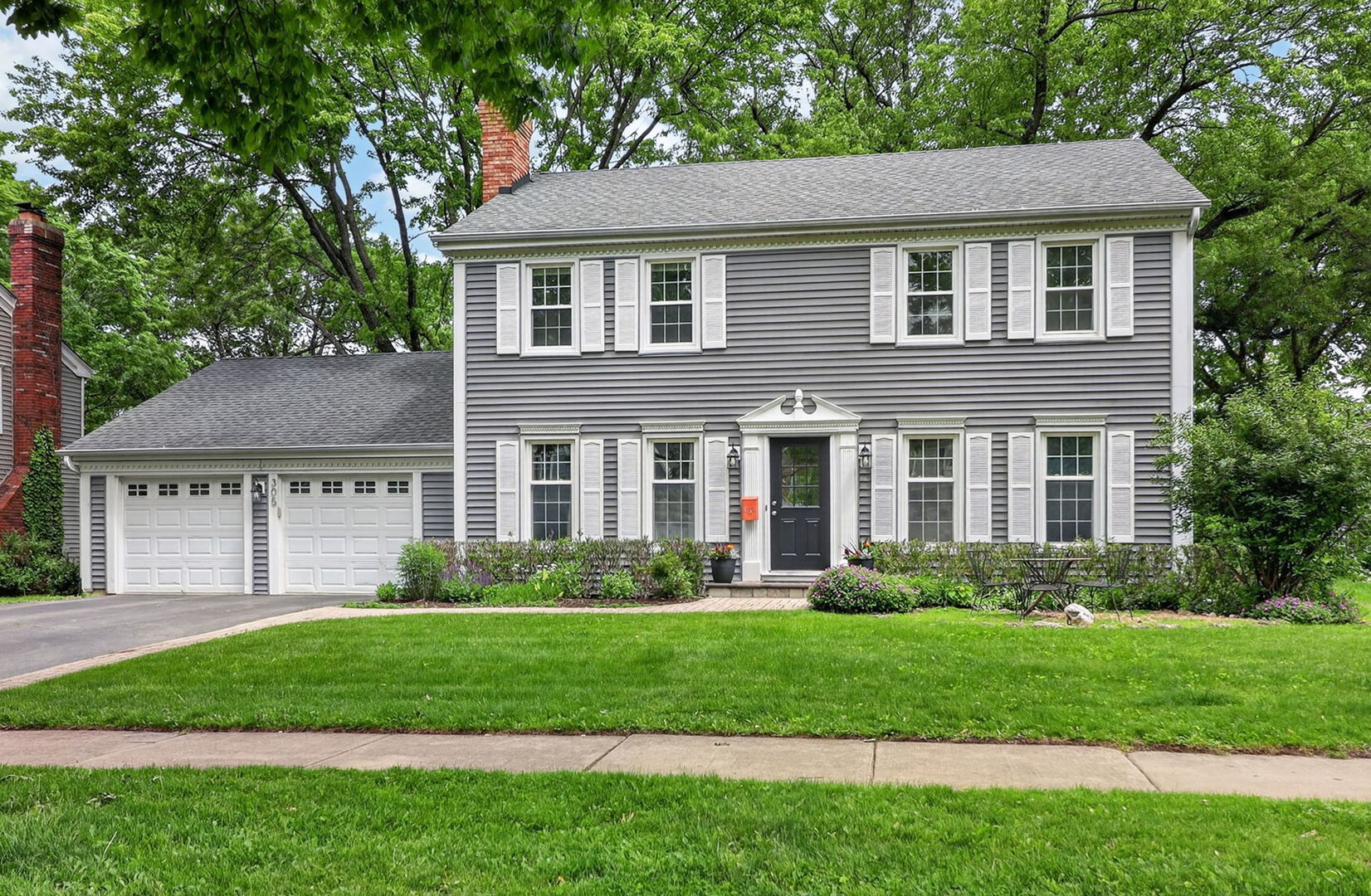 305 Tanglewood Lane Naperville IL 60563