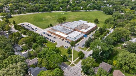 305 Tanglewood Lane Naperville IL 60563