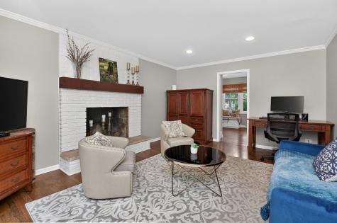 305 Tanglewood Lane Naperville IL 60563