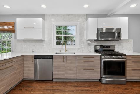 305 Tanglewood Lane Naperville IL 60563
