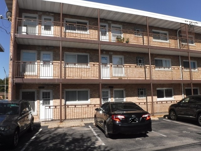 4947 North Harlem Avenue Chicago IL 60656