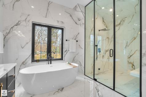 390 Forest Edge Drive Glencoe IL 60022