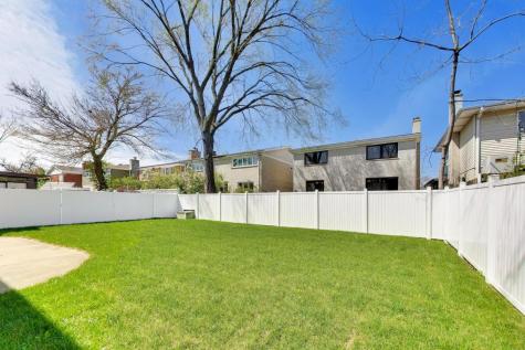 6850 Latrobe Avenue Skokie IL 60077