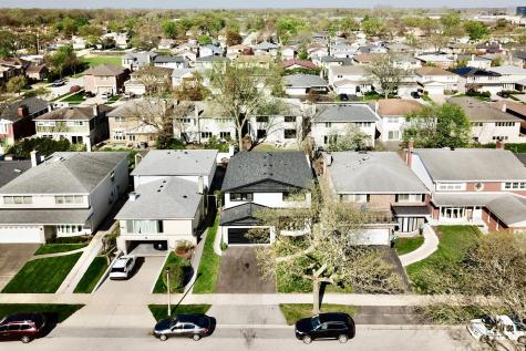 6850 Latrobe Avenue Skokie IL 60077