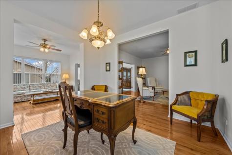 2905 Carousel Court Grayslake IL 60030