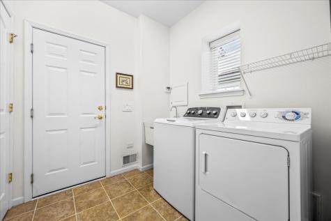 2905 Carousel Court Grayslake IL 60030