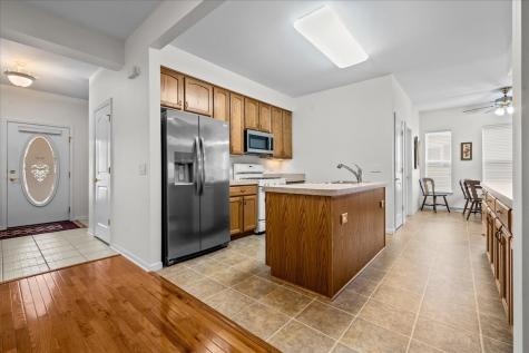 2905 Carousel Court Grayslake IL 60030