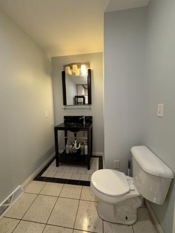 313 South Everett Street Streator IL 61364