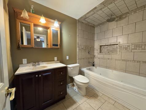 313 South Everett Street Streator IL 61364