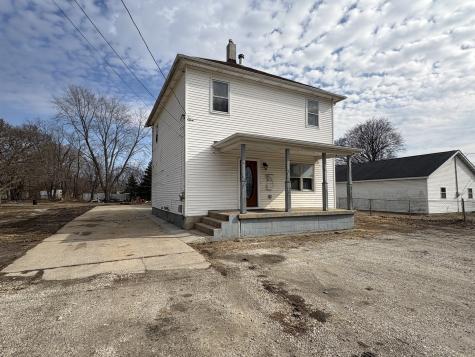 313 South Everett Street Streator IL 61364