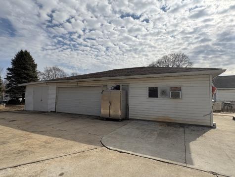 313 South Everett Street Streator IL 61364