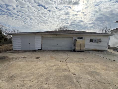 313 South Everett Street Streator IL 61364