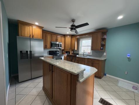 313 South Everett Street Streator IL 61364