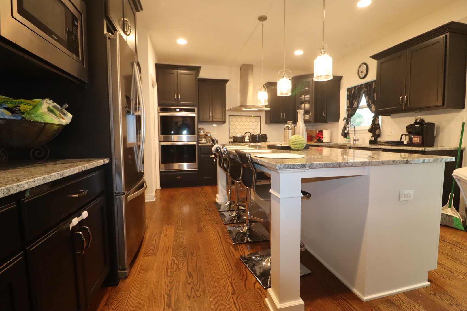 4215 Chinaberry Lane Naperville IL 60564