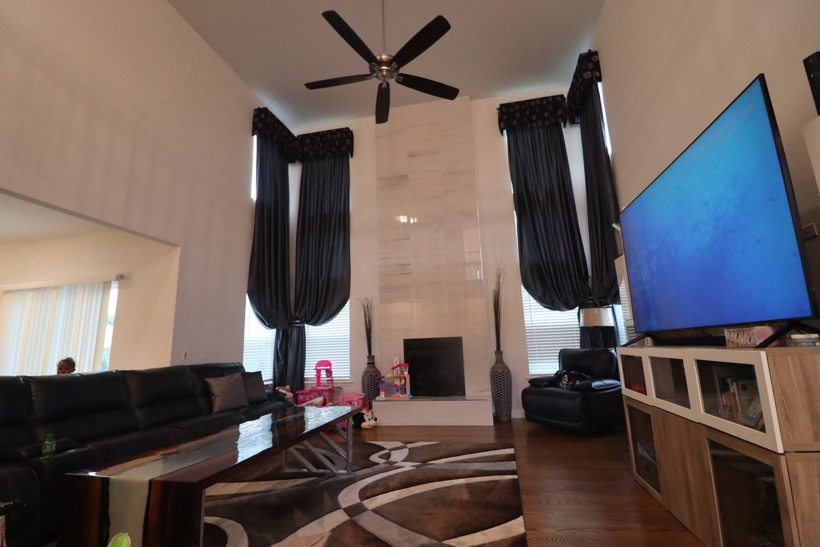 4215 Chinaberry Lane Naperville IL 60564